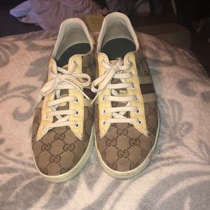 Gucci sneakers